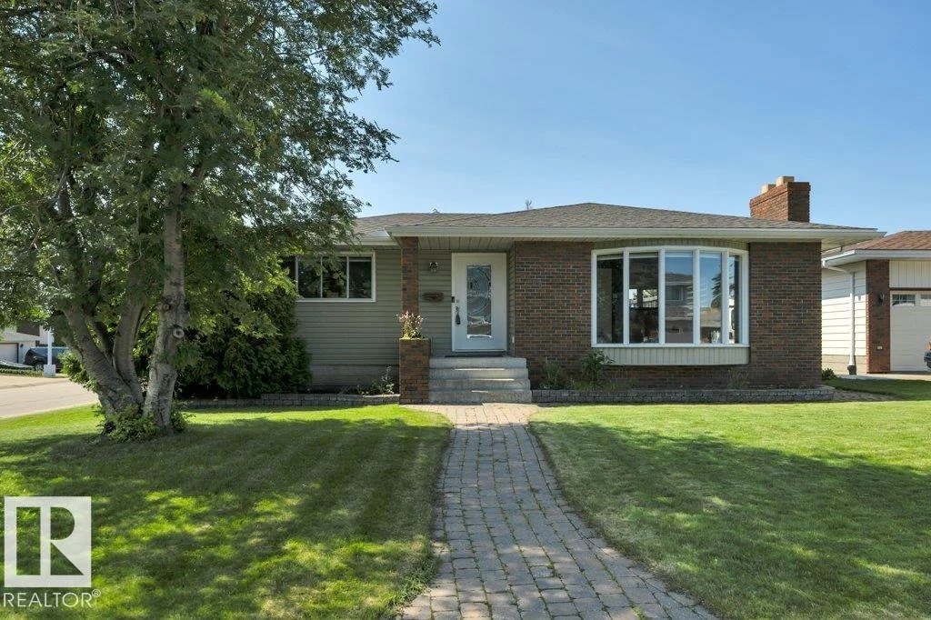 6960 21 AV NW, Edmonton - 4 bedroom Detached Single Family for sale