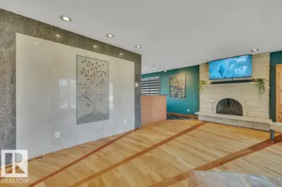 Interior photo 2 of 6960 21 AV NW