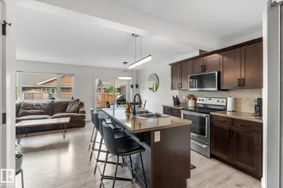 Interior photo 3 of 148 BRICKYARD PL