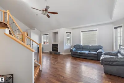 Interior photo 3 of 3712 69 ST