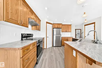 Interior photo 3 of 686 KANANASKIS DR