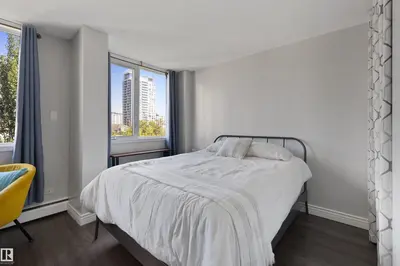 Interior photo 4 of #705 9816 112 ST NW