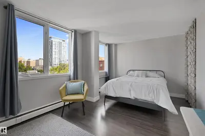 Interior photo 2 of #705 9816 112 ST NW