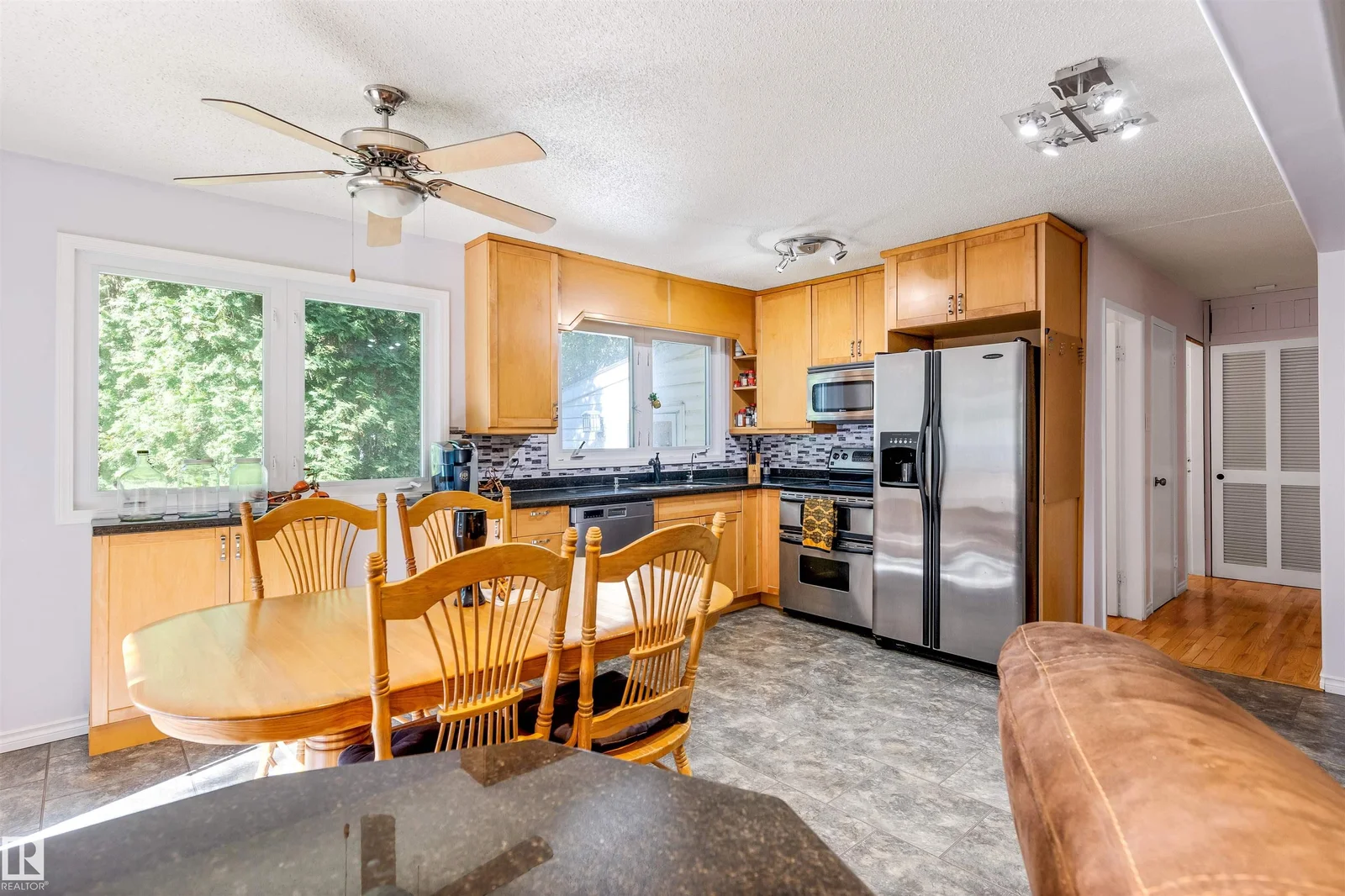 1725 LAKESIDE DR, Rural Parkland County - 3 bedroom Detached Single Family for sale
