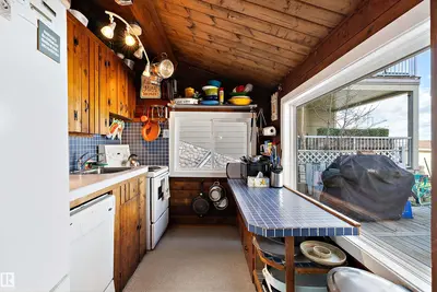 Interior photo 3 of #14 Viola Beach