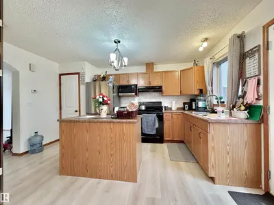 Interior photo 3 of #4 320 Spruce Ridge RD