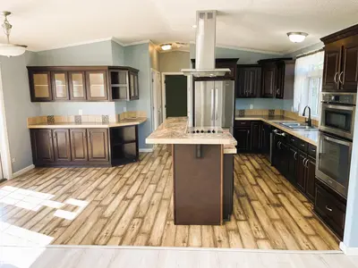 Interior photo 1 of #1 5102 51 AV