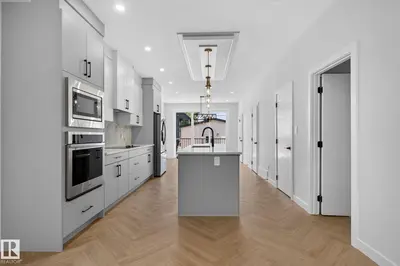 Interior photo 3 of 11707 123 ST NW