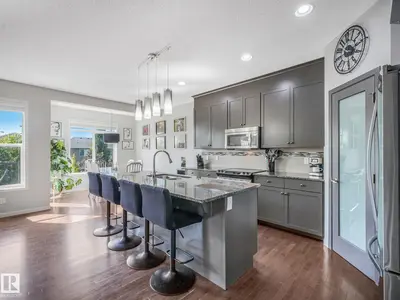 Interior photo 4 of 908 GOSHAWK PT NW