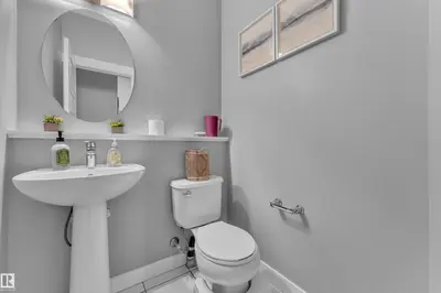 Interior photo 2 of 1942 CHAPMAN RD SW