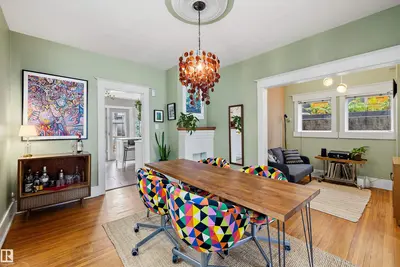 Interior photo 4 of 9851 86 AV NW