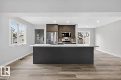 Interior photo 4 of 9723 65 AV NW