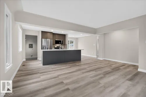 9723 65 AV NW, Edmonton - $584,900
