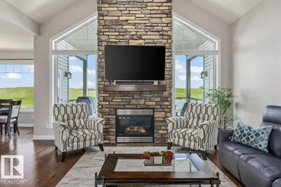 Interior photo 4 of 87 LAKELAND CR