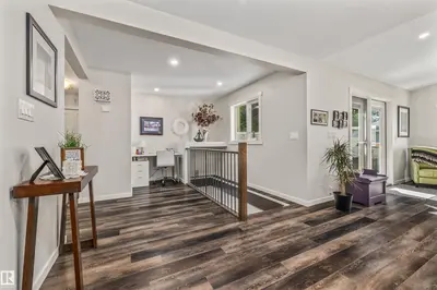 Interior photo 3 of 7 WILLIAM BELL DR