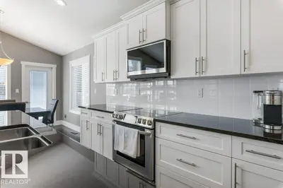 Interior photo 3 of 16 NORELLE TERRACE