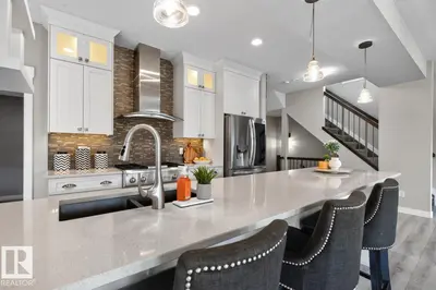 Interior photo 2 of 371 SIMPKINS WD