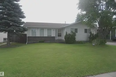 Interior photo 1 of 5713 49 ST