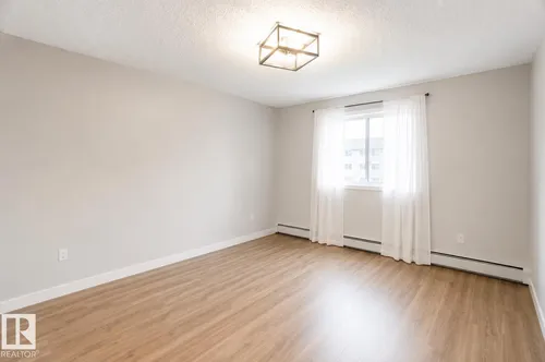 #329 17447 98A AV NW, Edmonton - $228,000