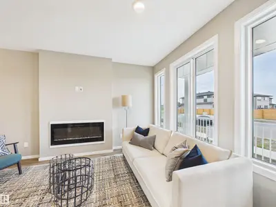 Interior photo 1 of 1098 MCLEOD AV