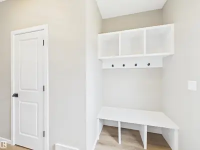 Interior photo 4 of 1098 MCLEOD AV