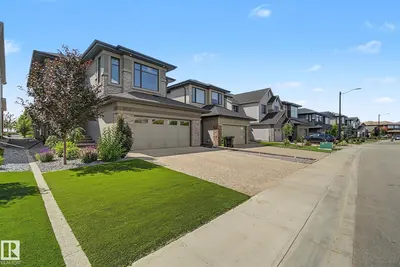 Interior photo 1 of 1463 HOWES CR SW