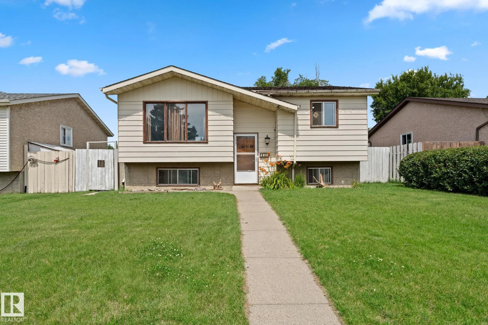 4912 11A AV NW, Edmonton - 1 bedroom Detached Single Family for sale