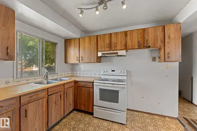 Interior photo 4 of 4912 11A AV NW