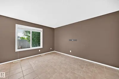 Interior photo 4 of #5 13403 CUMBERLAND RD NW