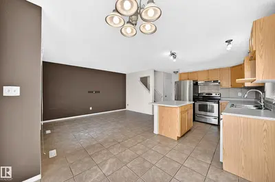 Interior photo 3 of #5 13403 CUMBERLAND RD NW