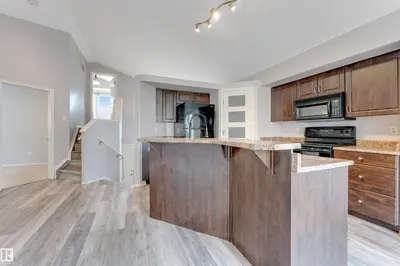 Interior photo 4 of 123 RUE MASSON