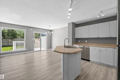 Interior photo 4 of 6837 159A AV NW