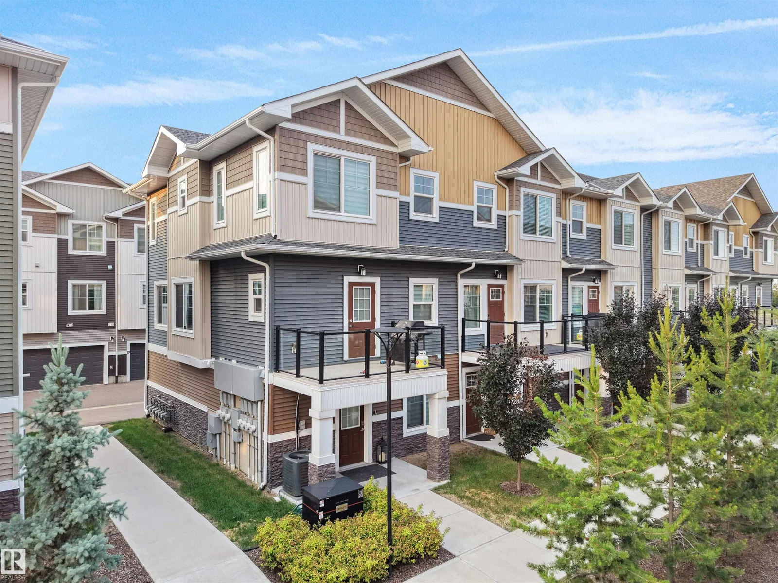 #31 230 EDGEMONT RD NW NW, Edmonton - 3 bedroom Townhouse for sale