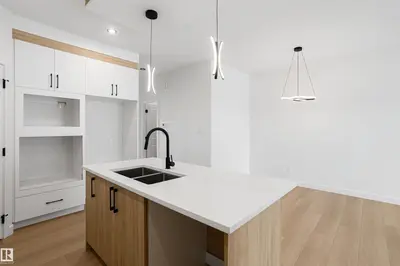 Interior photo 2 of 1508 209 ST NW