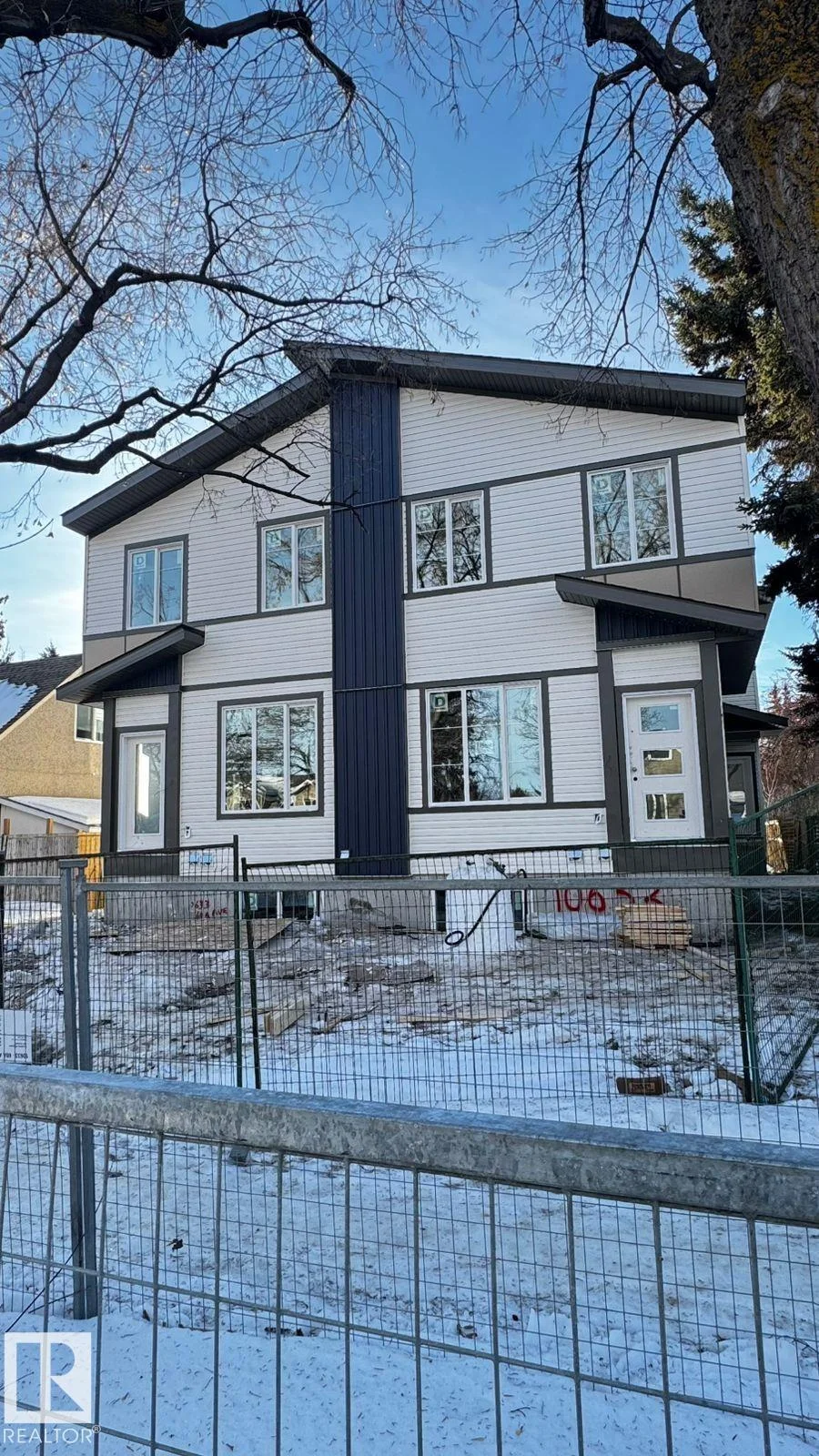 10633 60A AV NW, Edmonton - 4 bedroom Quadruplex for sale