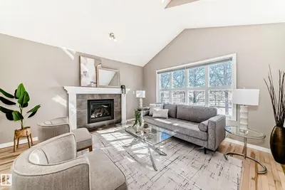 Interior photo 3 of 1520 70 ST SW