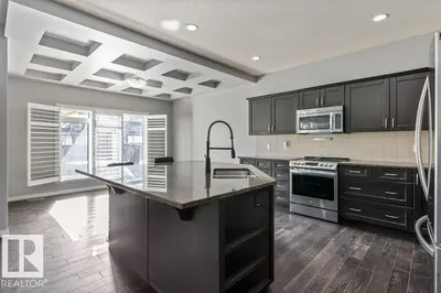 Interior photo 2 of 