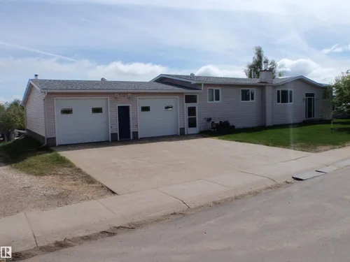 3 Hillside AV, Swan Hills - $269,000