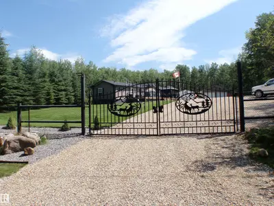 Interior photo 1 of 68 59316 Rge Rd 54