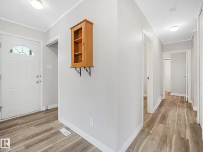 Interior photo 4 of 37 Sheridan DR