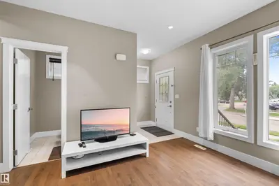 Interior photo 1 of 11719 127 ST NW