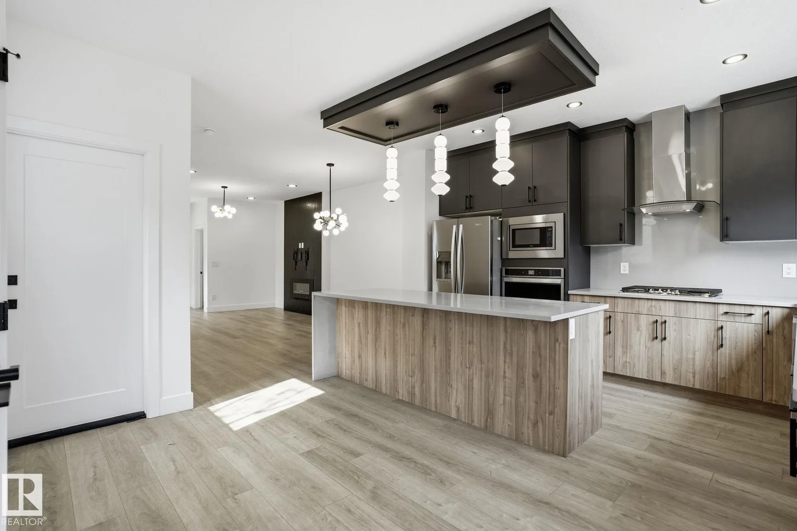 13909 107A AV NW, Edmonton - 4 bedroom Duplex for sale