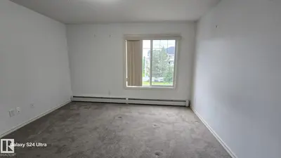 Interior photo 2 of 