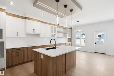 Interior photo 3 of 415 Munn CO