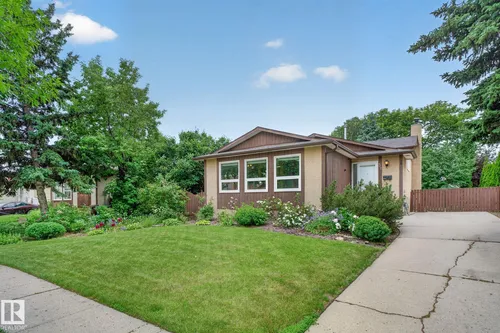 31 ALPINE BV, St. Albert - $449,900