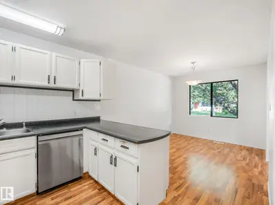 Interior photo 3 of 91 AMHERST CR