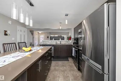 Interior photo 2 of 4688 CRABAPPLE RU SW SW