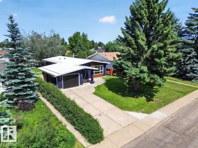 Interior photo 1 of 11604 35 AV NW