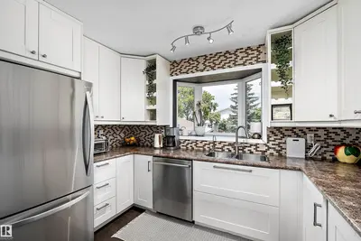 Interior photo 4 of 3915 42B AV