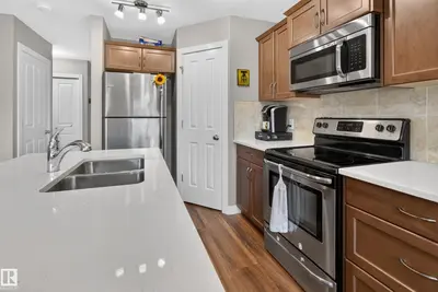 Interior photo 3 of 3520 9 ST NW